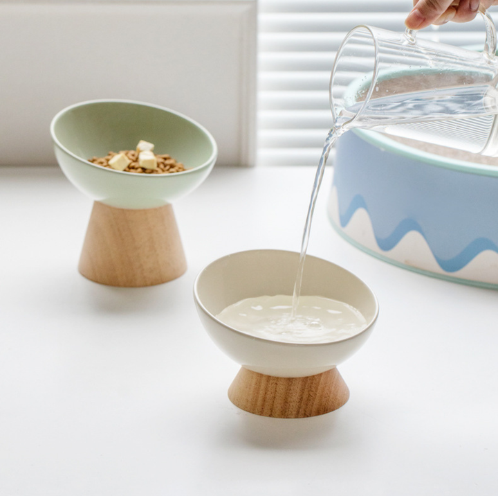 Elevated Round Ceramic Pet Bowl with Oak Base