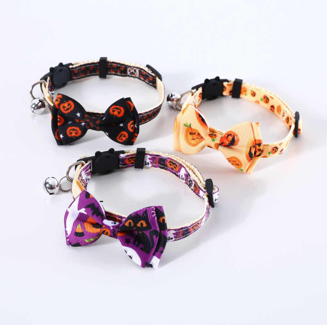 Halloween Bow Tie Cat &amp; Dog Collar – Pumpkin Print with Bell (Adjustable Breakaway Design)